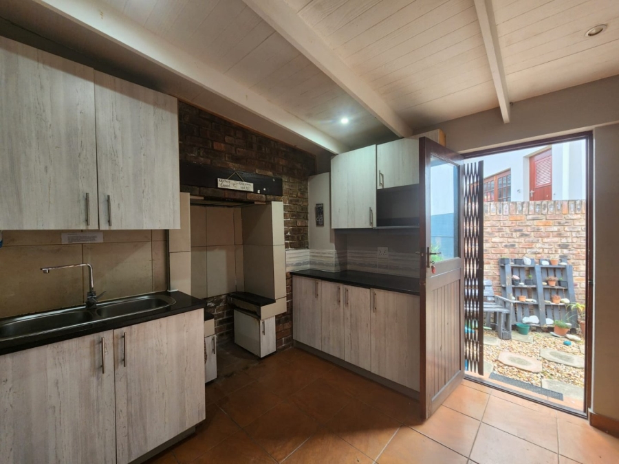 3 Bedroom Property for Sale in Loerie Park Western Cape